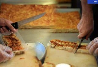 İstanbul’da Günde 320 Ton Börek Tüketiliyor